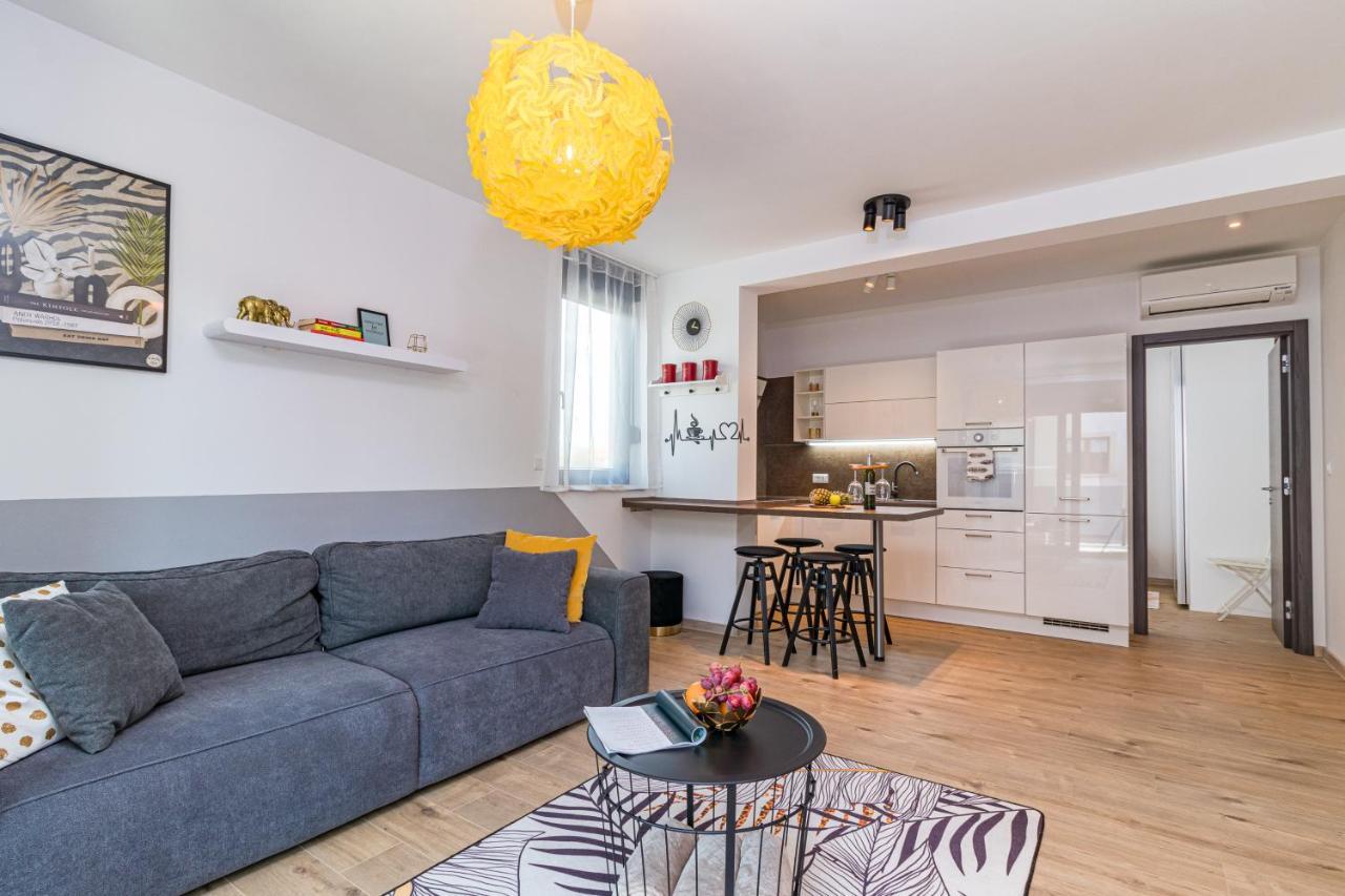 Apartment M****, New City Apartment + Parking PUY Exterior foto