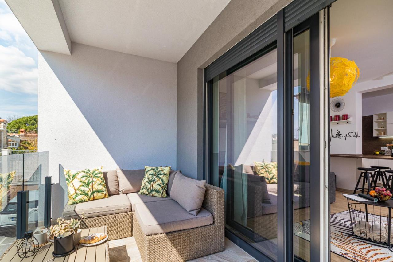 Apartment M****, New City Apartment + Parking PUY Exterior foto
