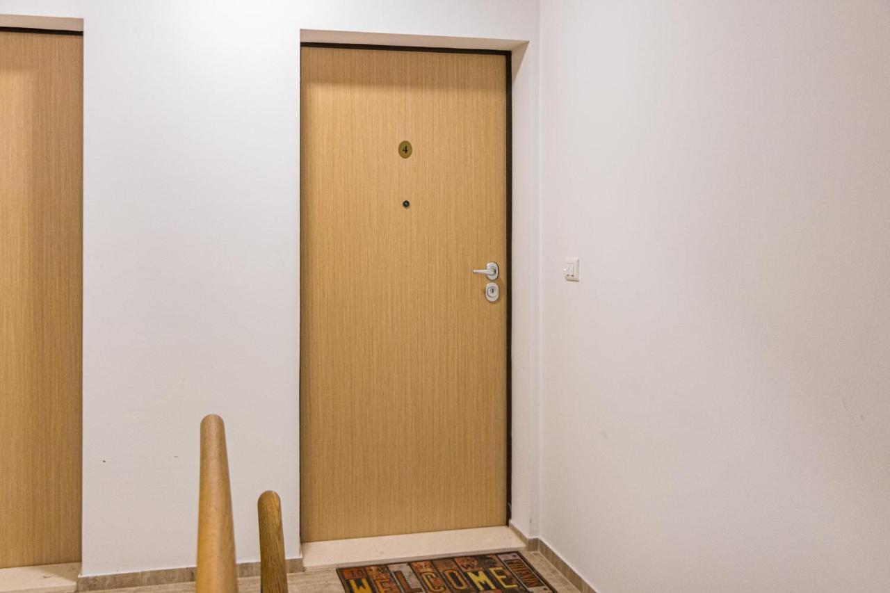 Apartment M****, New City Apartment + Parking PUY Exterior foto