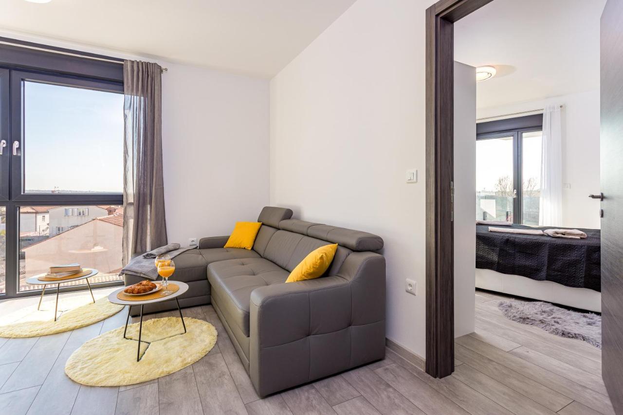 Apartment M****, New City Apartment + Parking PUY Exterior foto