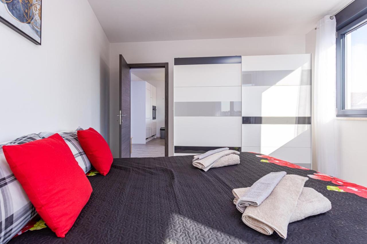 Apartment M****, New City Apartment + Parking PUY Exterior foto